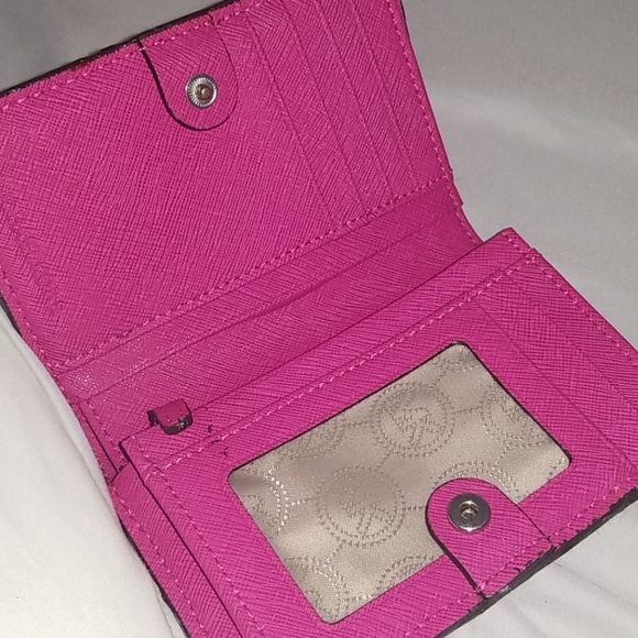 Wallet - Picture 2 of 4